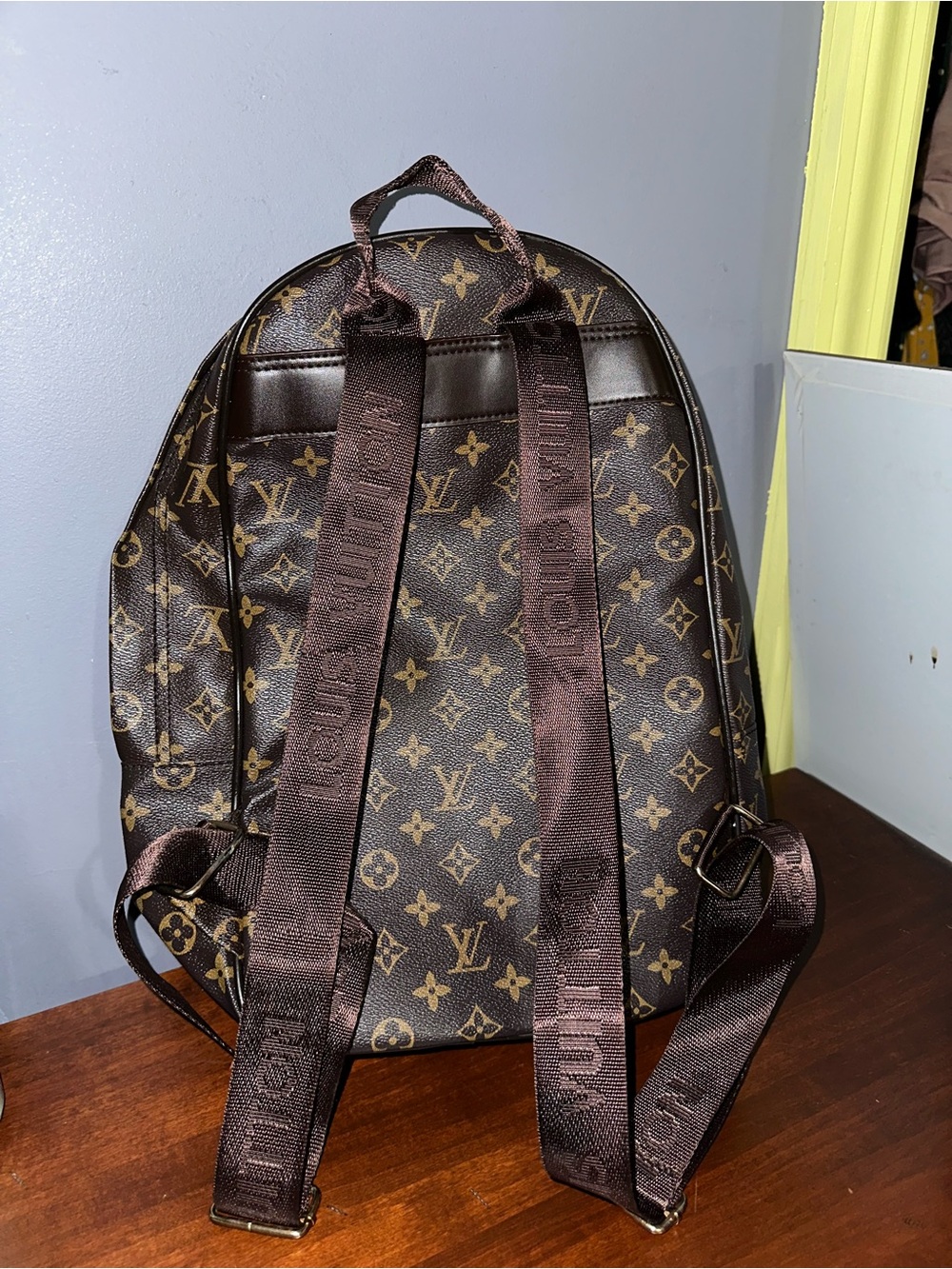 Backpack - Picture 3 of 13